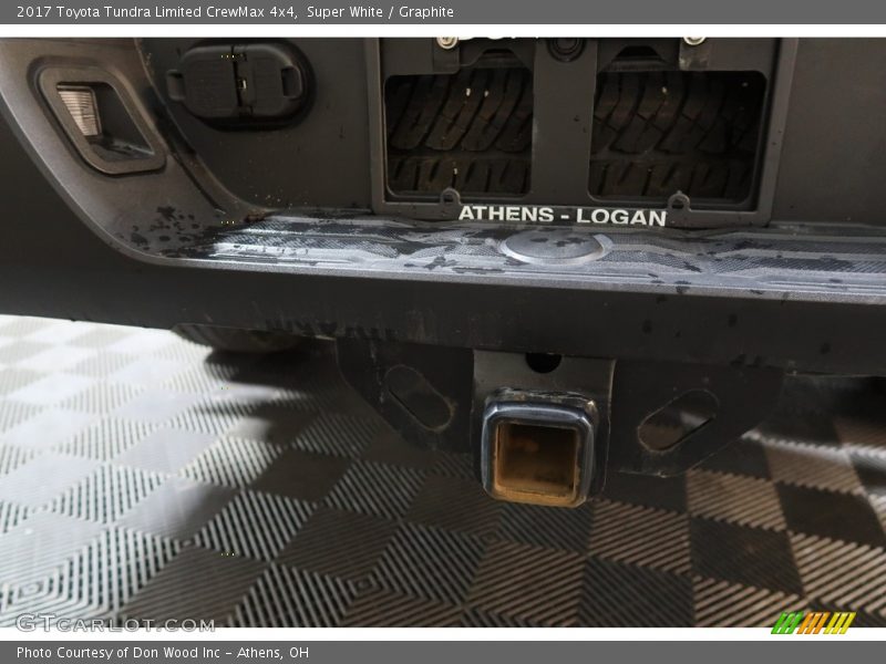 Super White / Graphite 2017 Toyota Tundra Limited CrewMax 4x4