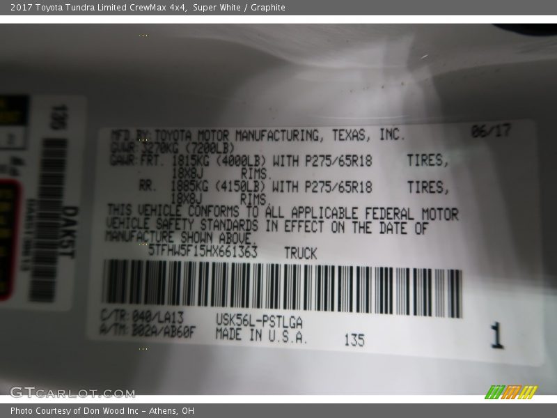 Super White / Graphite 2017 Toyota Tundra Limited CrewMax 4x4