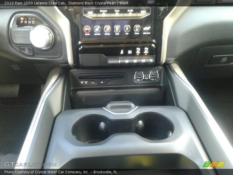 Diamond Black Crystal Pearl / Black 2019 Ram 1500 Laramie Crew Cab