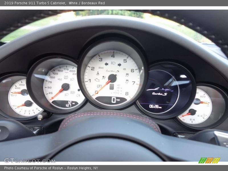  2019 911 Turbo S Cabriolet Turbo S Cabriolet Gauges