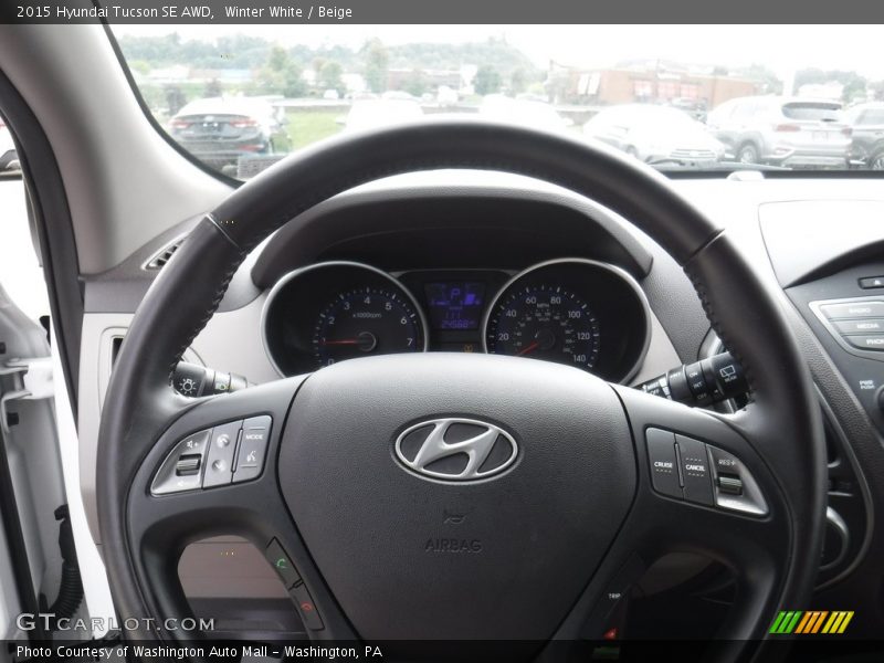 Winter White / Beige 2015 Hyundai Tucson SE AWD