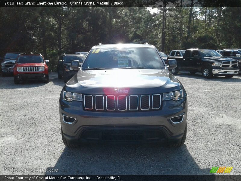 Granite Crystal Metallic / Black 2018 Jeep Grand Cherokee Laredo