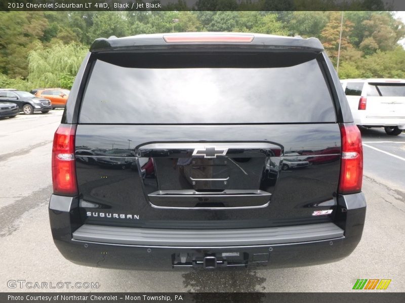 Black / Jet Black 2019 Chevrolet Suburban LT 4WD