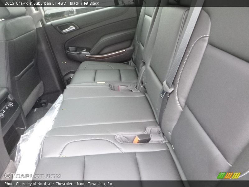 Black / Jet Black 2019 Chevrolet Suburban LT 4WD