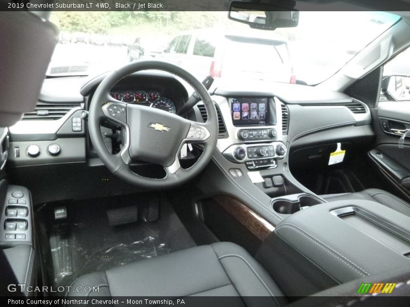 Black / Jet Black 2019 Chevrolet Suburban LT 4WD