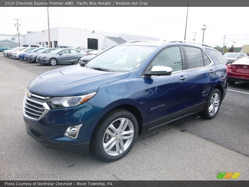 Front 3/4 View of 2019 Equinox Premier AWD