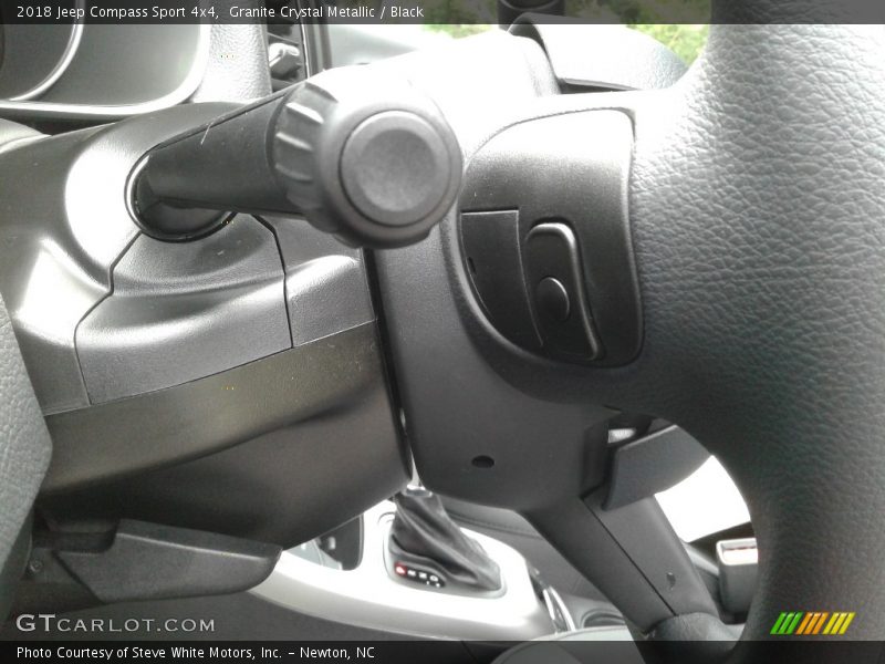 Granite Crystal Metallic / Black 2018 Jeep Compass Sport 4x4