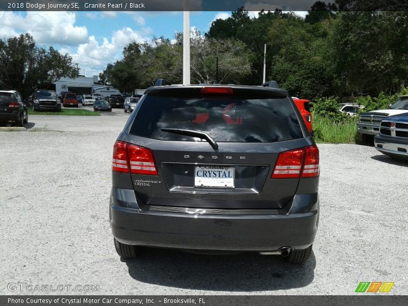 Granite Pearl / Black 2018 Dodge Journey SE