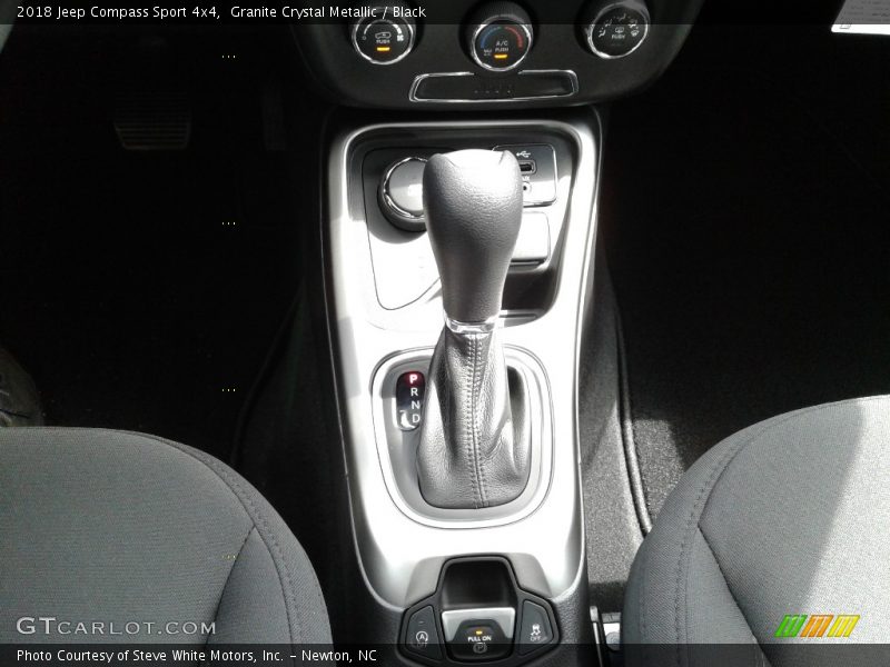 Granite Crystal Metallic / Black 2018 Jeep Compass Sport 4x4