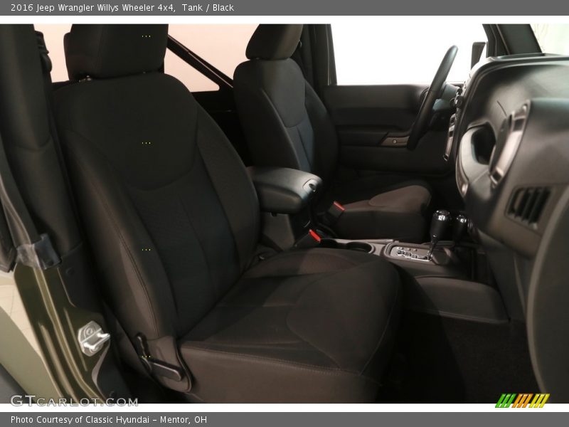 Tank / Black 2016 Jeep Wrangler Willys Wheeler 4x4