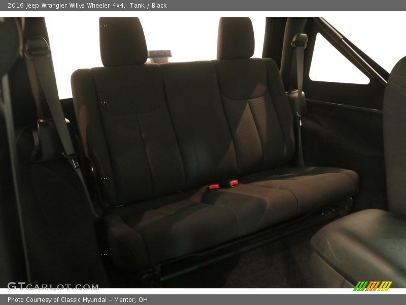 Tank / Black 2016 Jeep Wrangler Willys Wheeler 4x4