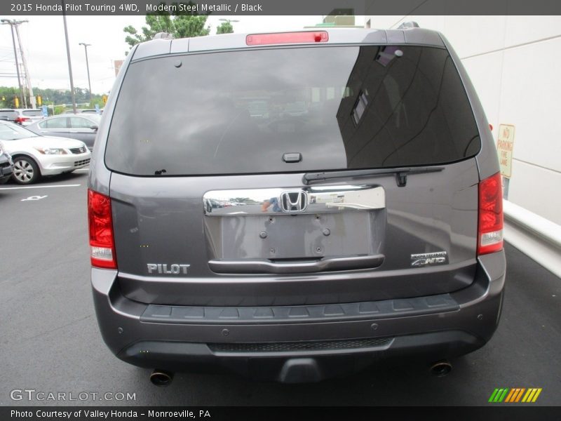 Modern Steel Metallic / Black 2015 Honda Pilot Touring 4WD