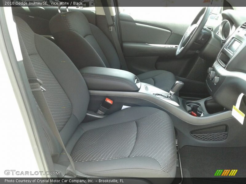 Vice White / Black 2018 Dodge Journey SE