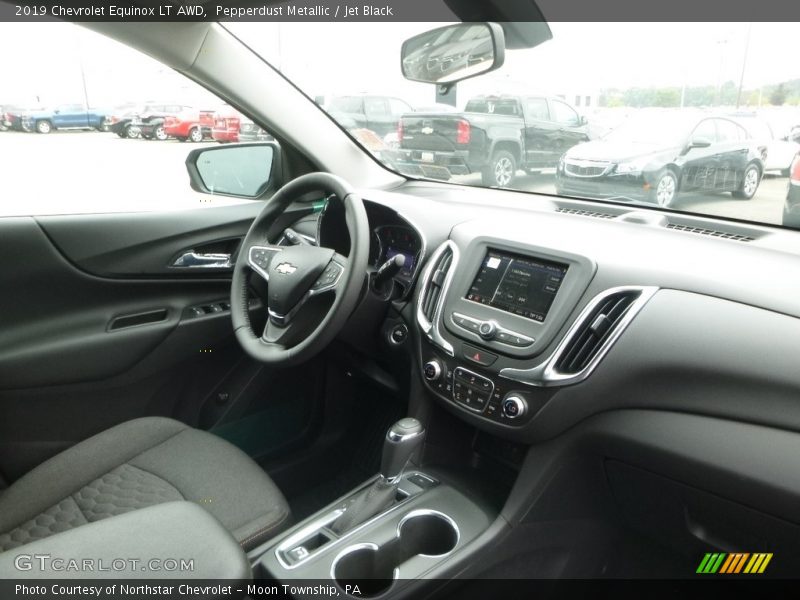 Pepperdust Metallic / Jet Black 2019 Chevrolet Equinox LT AWD