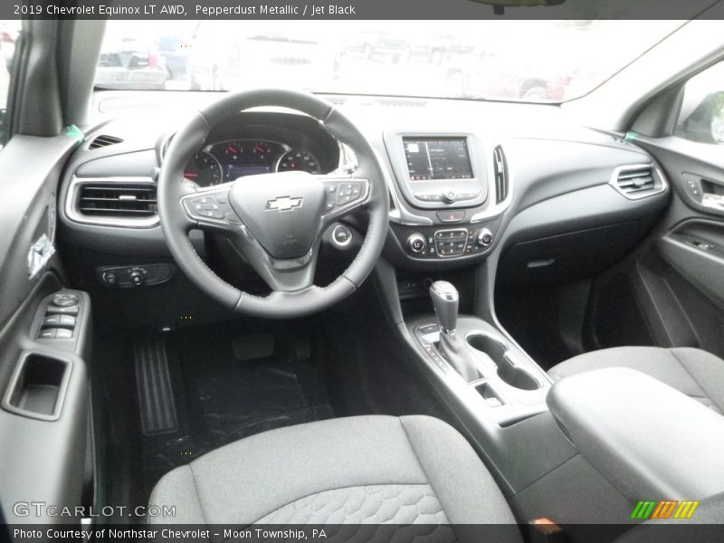 Pepperdust Metallic / Jet Black 2019 Chevrolet Equinox LT AWD