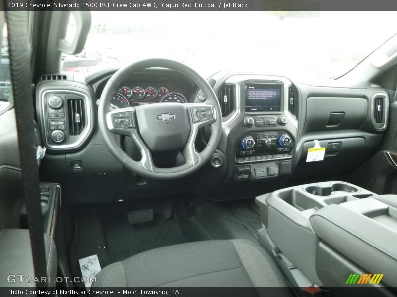 Cajun Red Tintcoat / Jet Black 2019 Chevrolet Silverado 1500 RST Crew Cab 4WD