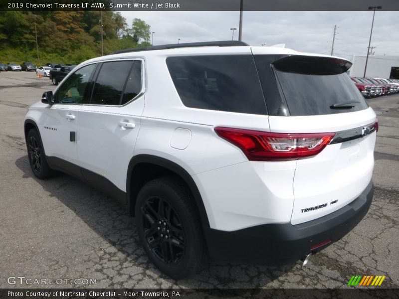 Summit White / Jet Black 2019 Chevrolet Traverse LT AWD