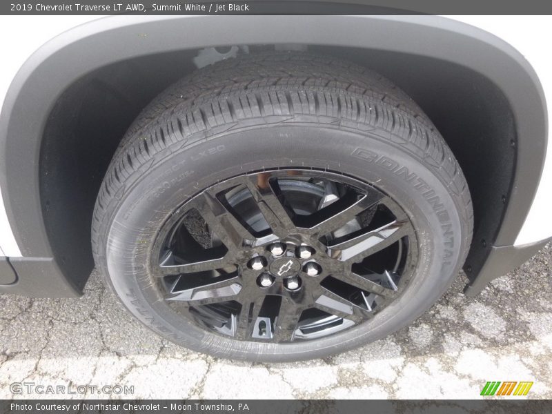 Summit White / Jet Black 2019 Chevrolet Traverse LT AWD