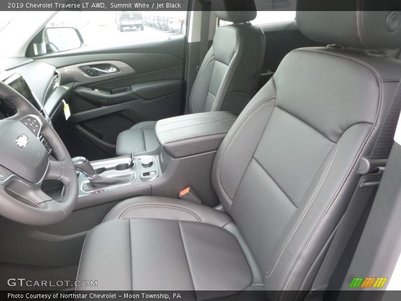Summit White / Jet Black 2019 Chevrolet Traverse LT AWD