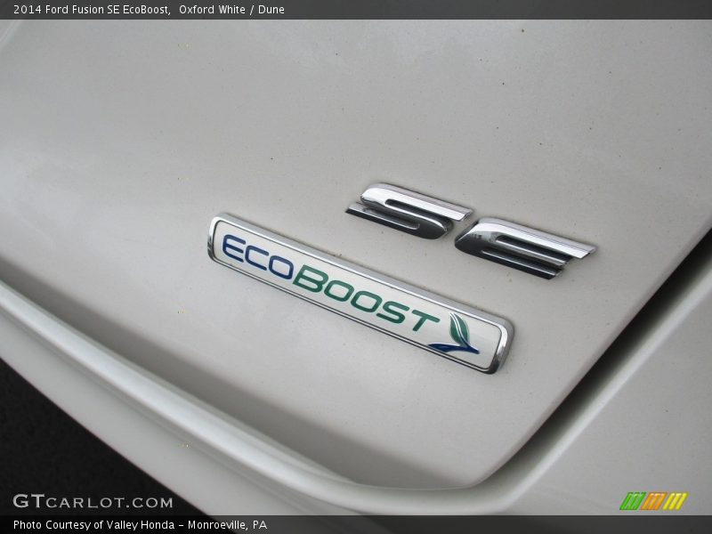 Oxford White / Dune 2014 Ford Fusion SE EcoBoost