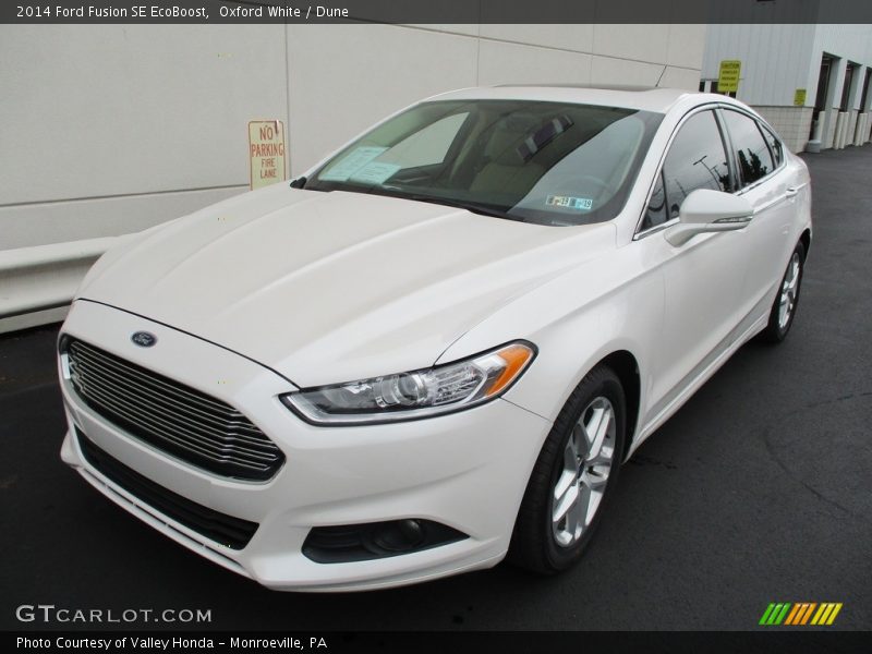 Oxford White / Dune 2014 Ford Fusion SE EcoBoost