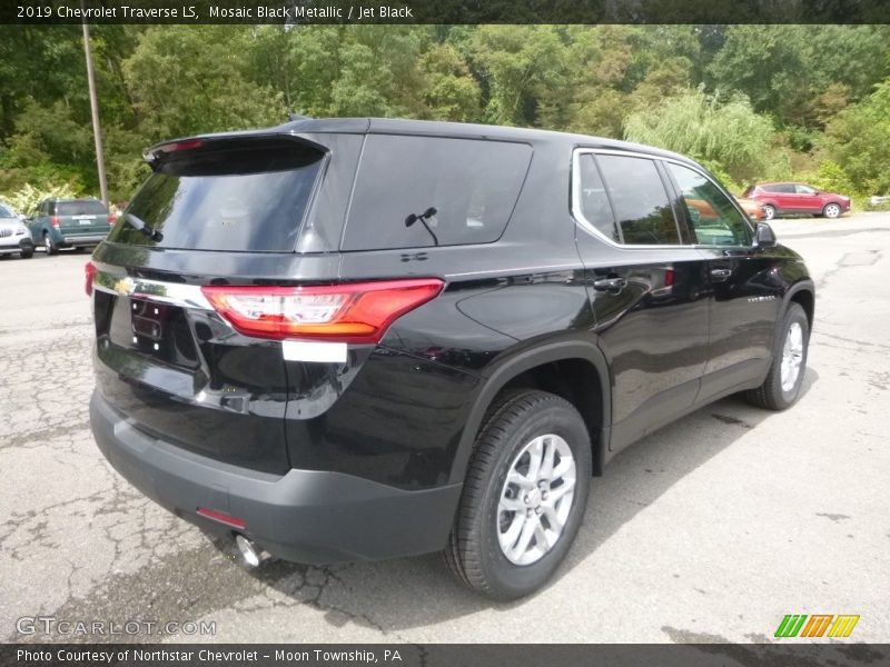 Mosaic Black Metallic / Jet Black 2019 Chevrolet Traverse LS