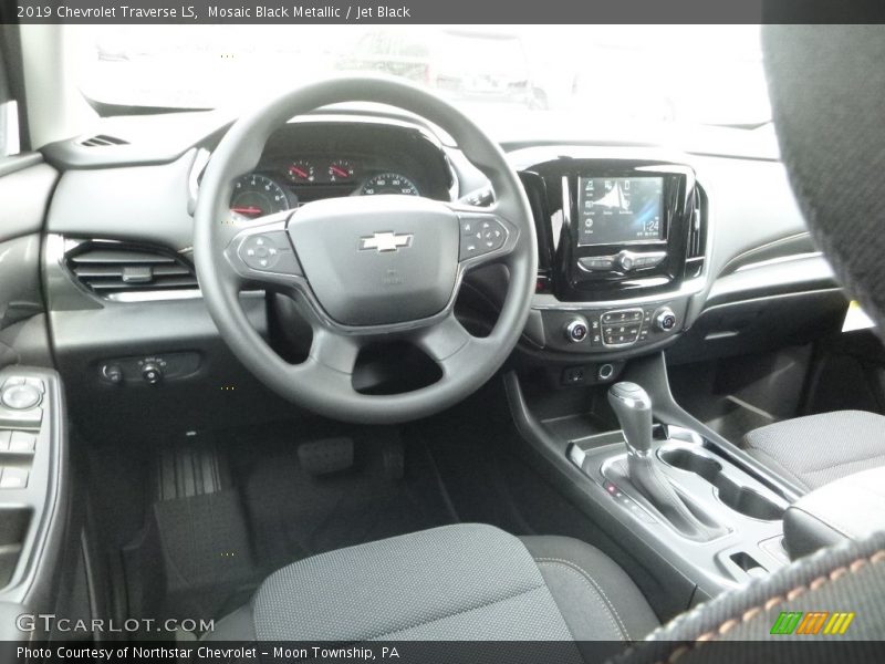 Mosaic Black Metallic / Jet Black 2019 Chevrolet Traverse LS
