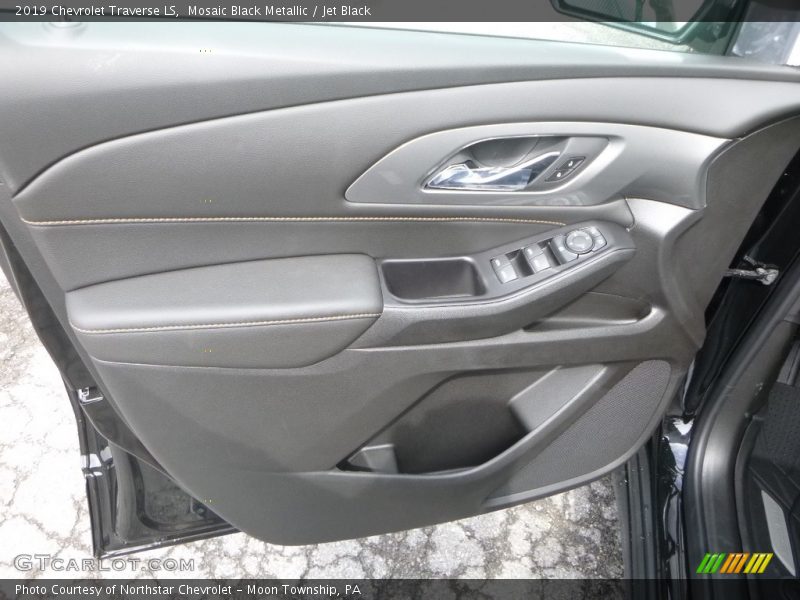 Mosaic Black Metallic / Jet Black 2019 Chevrolet Traverse LS