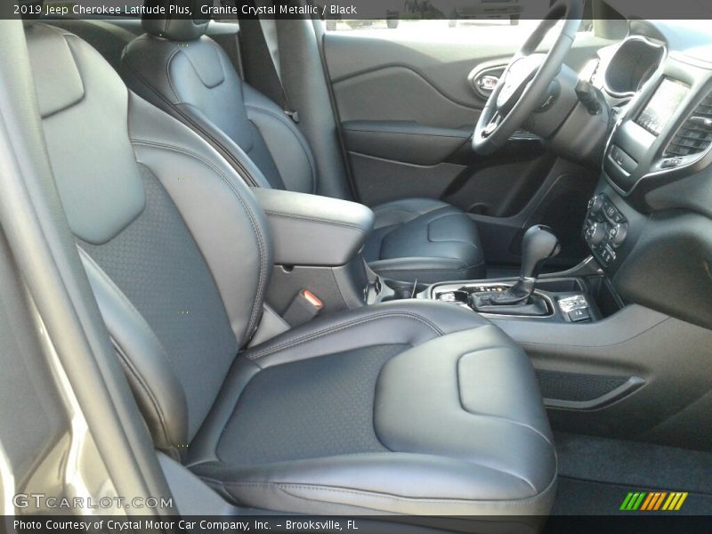 Granite Crystal Metallic / Black 2019 Jeep Cherokee Latitude Plus