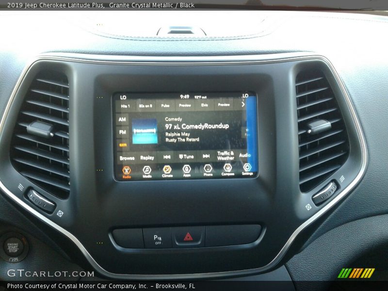 Granite Crystal Metallic / Black 2019 Jeep Cherokee Latitude Plus