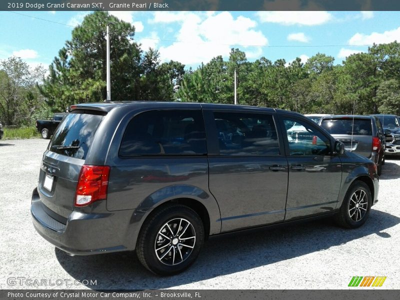 Granite Pearl / Black 2019 Dodge Grand Caravan SXT