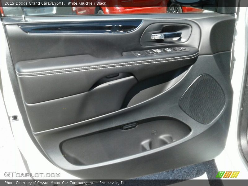 White Knuckle / Black 2019 Dodge Grand Caravan SXT