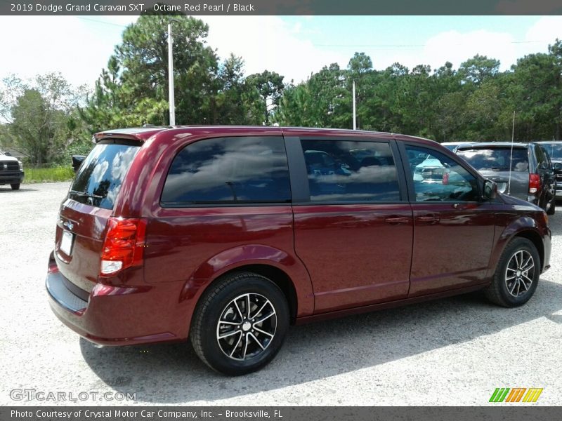 Octane Red Pearl / Black 2019 Dodge Grand Caravan SXT