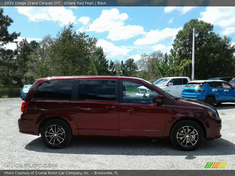 Octane Red Pearl / Black 2019 Dodge Grand Caravan SXT