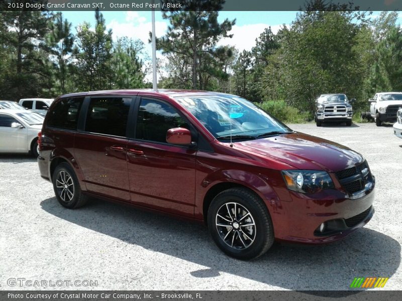 Octane Red Pearl / Black 2019 Dodge Grand Caravan SXT