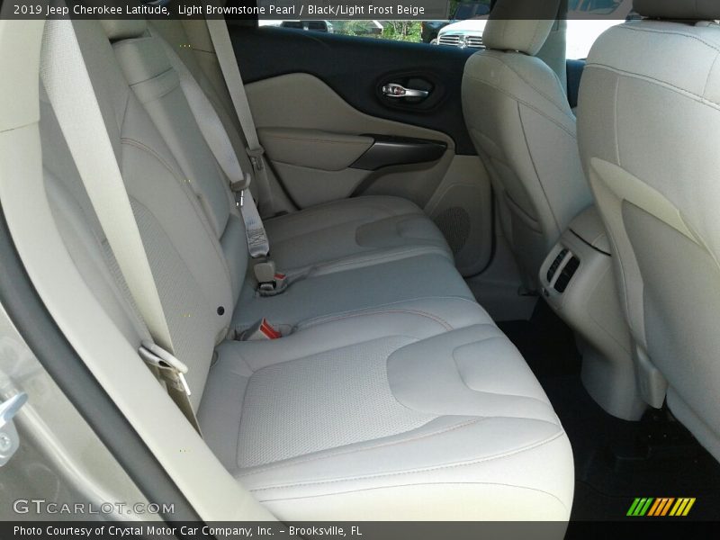 Light Brownstone Pearl / Black/Light Frost Beige 2019 Jeep Cherokee Latitude