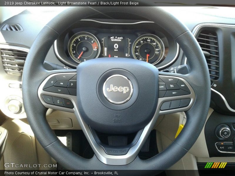 Light Brownstone Pearl / Black/Light Frost Beige 2019 Jeep Cherokee Latitude