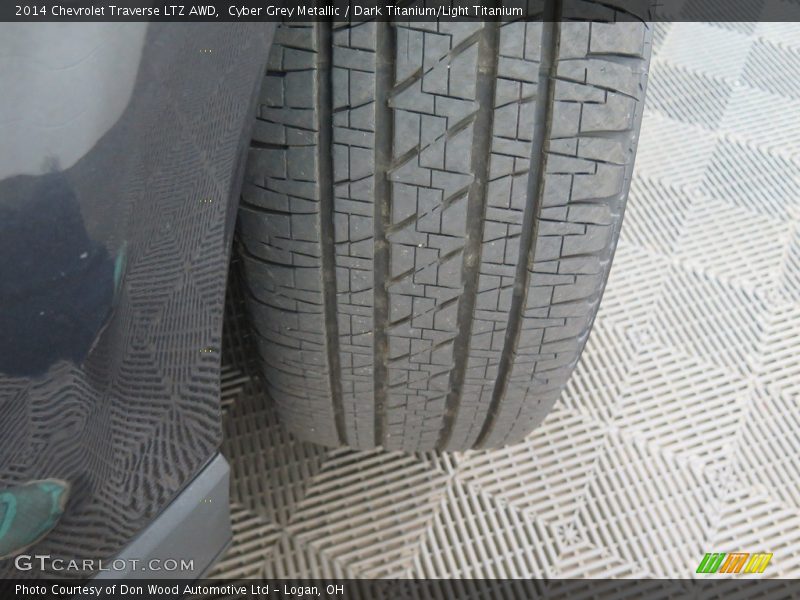 Cyber Grey Metallic / Dark Titanium/Light Titanium 2014 Chevrolet Traverse LTZ AWD