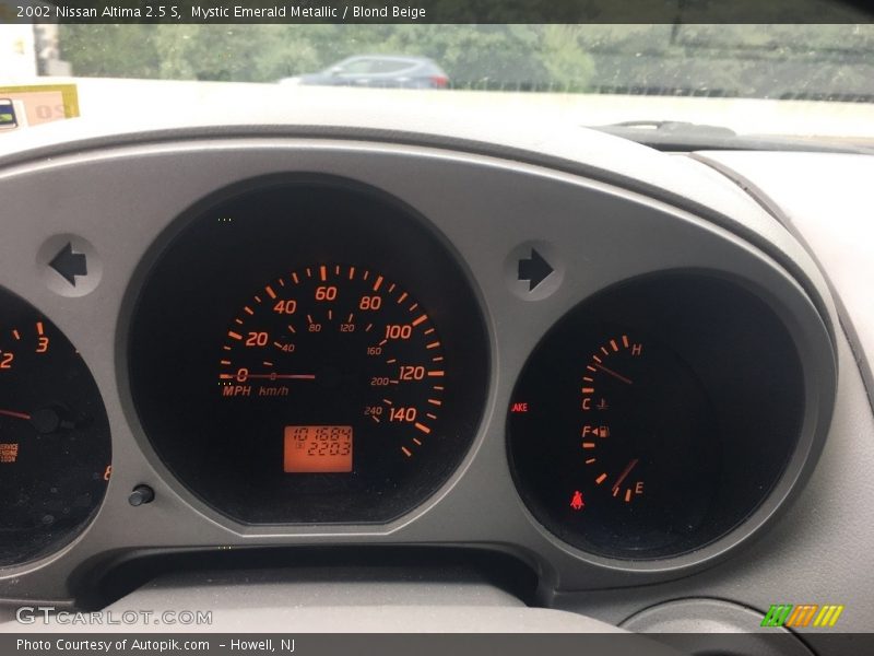 Mystic Emerald Metallic / Blond Beige 2002 Nissan Altima 2.5 S