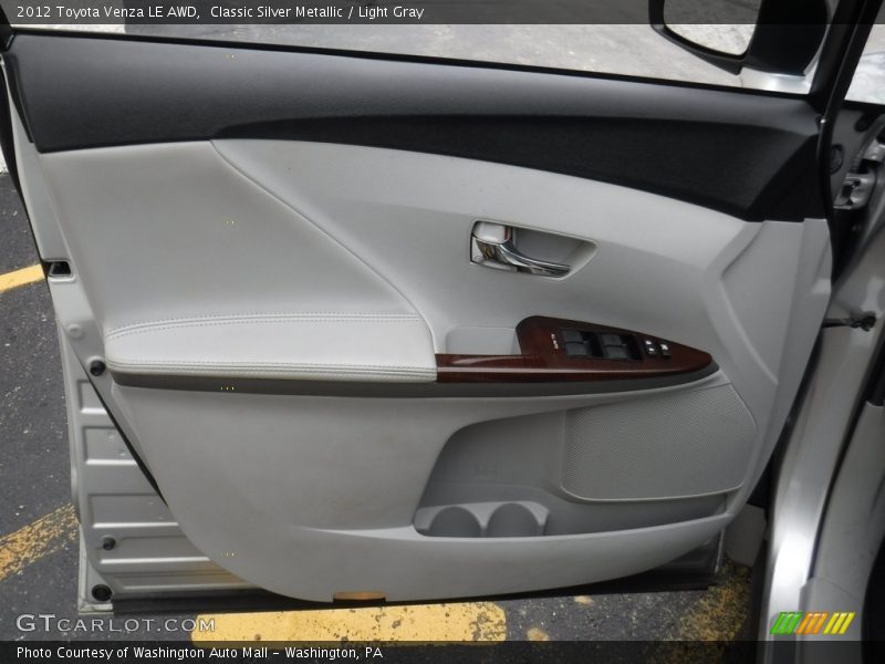 Classic Silver Metallic / Light Gray 2012 Toyota Venza LE AWD