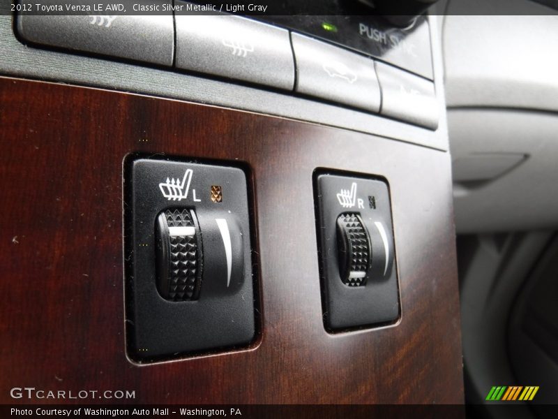 Classic Silver Metallic / Light Gray 2012 Toyota Venza LE AWD