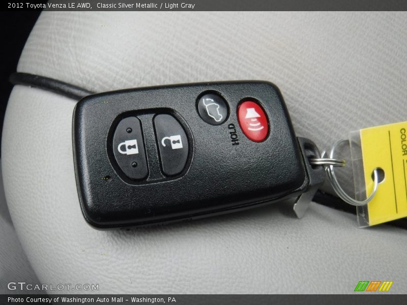 Classic Silver Metallic / Light Gray 2012 Toyota Venza LE AWD