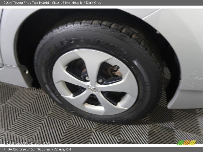 Classic Silver Metallic / Dark Gray 2014 Toyota Prius Two Hybrid