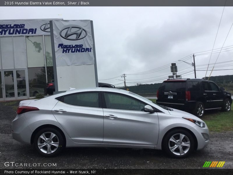 Silver / Black 2016 Hyundai Elantra Value Edition