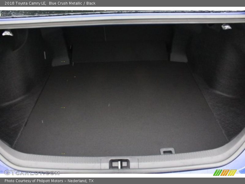 Blue Crush Metallic / Black 2018 Toyota Camry LE