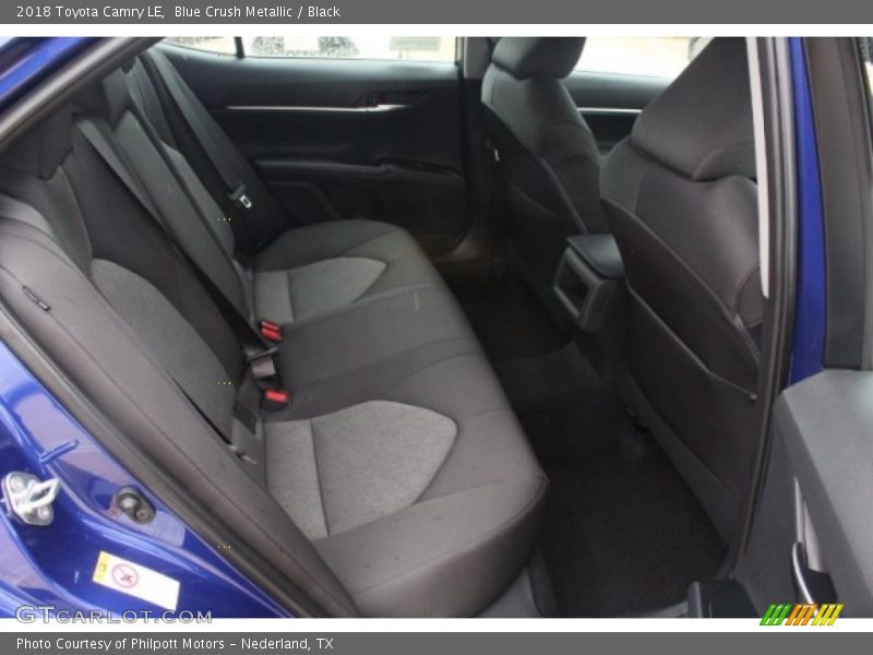 Blue Crush Metallic / Black 2018 Toyota Camry LE