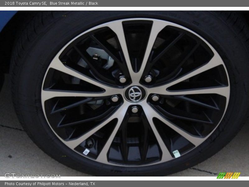 Blue Streak Metallic / Black 2018 Toyota Camry SE