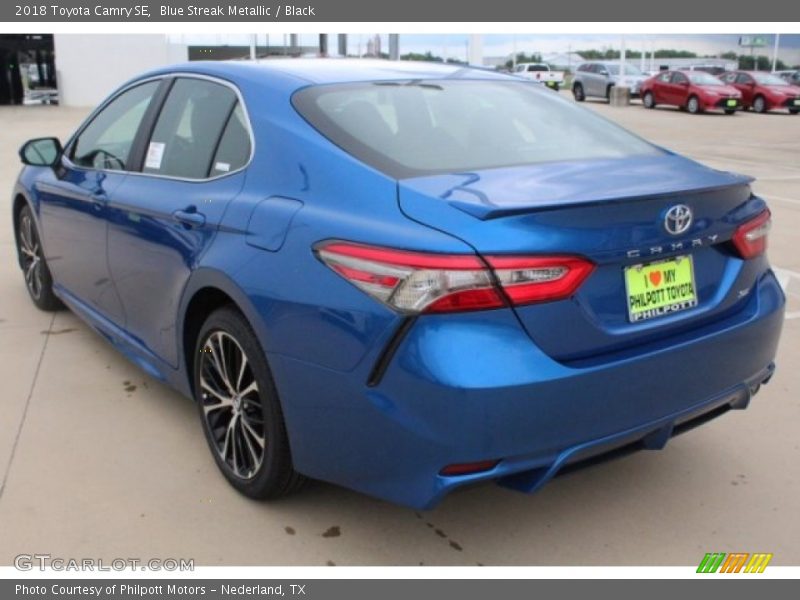 Blue Streak Metallic / Black 2018 Toyota Camry SE