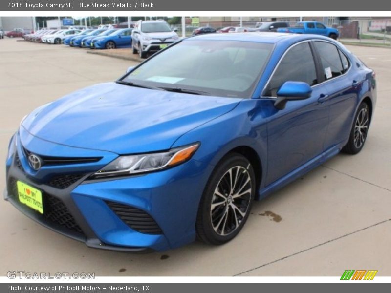 Blue Streak Metallic / Black 2018 Toyota Camry SE