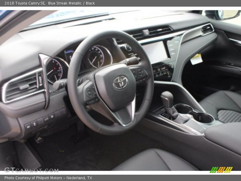 Blue Streak Metallic / Black 2018 Toyota Camry SE